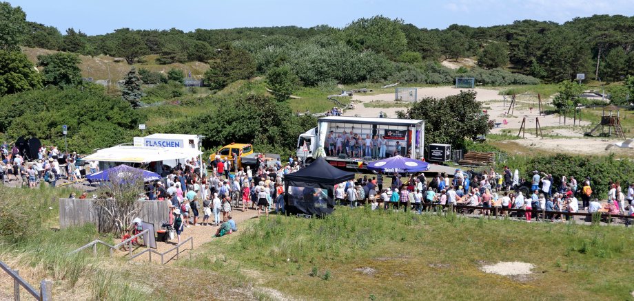 Das Bild zeigt das Kapfest von der Düne aus fotografiert